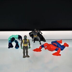 2010 Action Figurines Giochi Preziosi Spiderman Barman And More